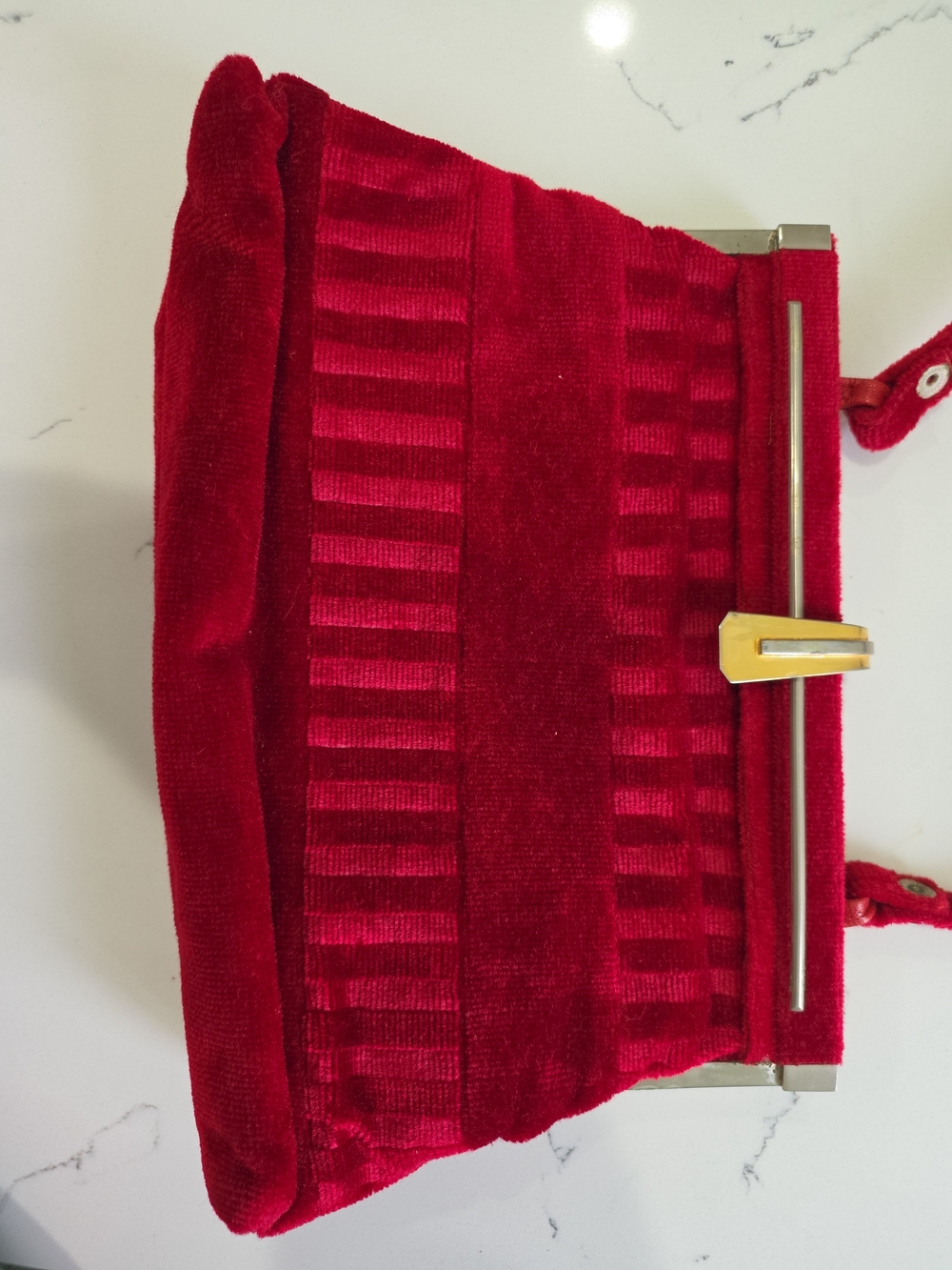 Vtg mid-century Albertario, Made in Italy, crimson structured Velvet Handbag.